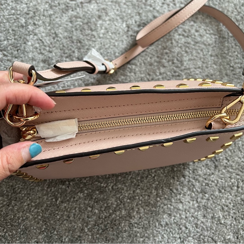Michael Kors selma medium stud crossbody NWT pink - Picture 3 of 10